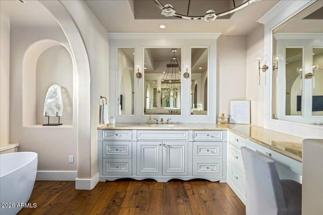 10675 E WINTER SUN Drive, Scottsdale, AZ 85262