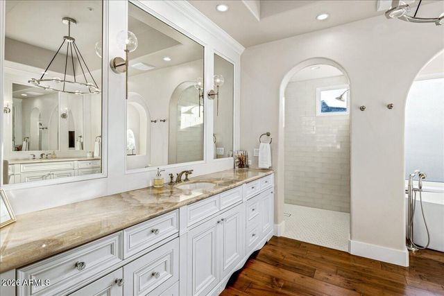 10675 E WINTER SUN Drive, Scottsdale, AZ 85262