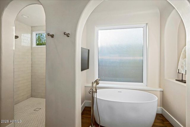 10675 E WINTER SUN Drive, Scottsdale, AZ 85262