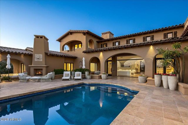 10675 E WINTER SUN Drive, Scottsdale, AZ 85262