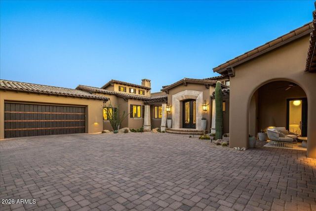 10675 E WINTER SUN Drive, Scottsdale, AZ 85262