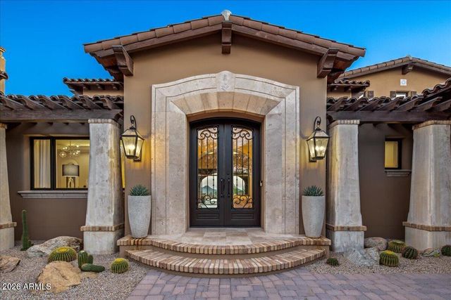 10675 E WINTER SUN Drive, Scottsdale, AZ 85262