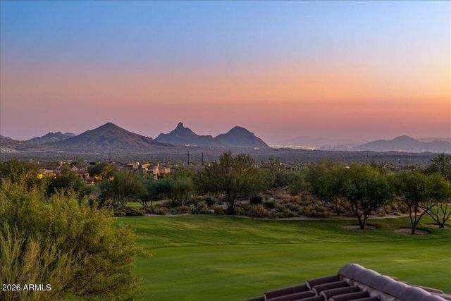 10675 E WINTER SUN Drive, Scottsdale, AZ 85262