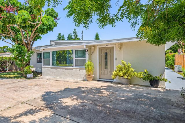 5395 47TH AVENUE N, St Petersburg, FL 33709