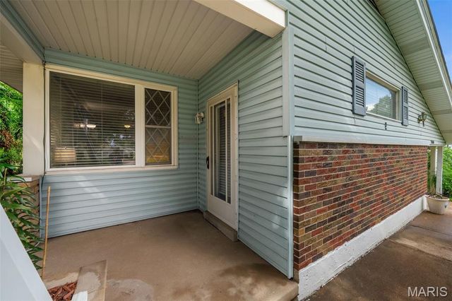 2353 Berwyn Drive, Moline Acres, MO 63136