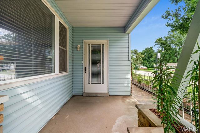 2353 Berwyn Drive, Moline Acres, MO 63136