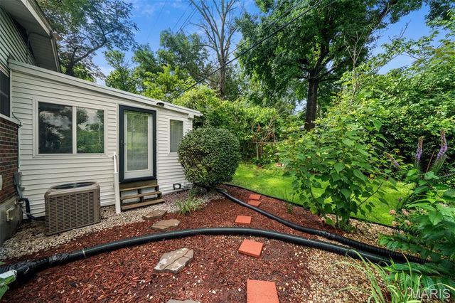 2353 Berwyn Drive, Moline Acres, MO 63136