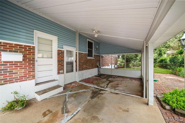 2353 Berwyn Drive, Moline Acres, MO 63136