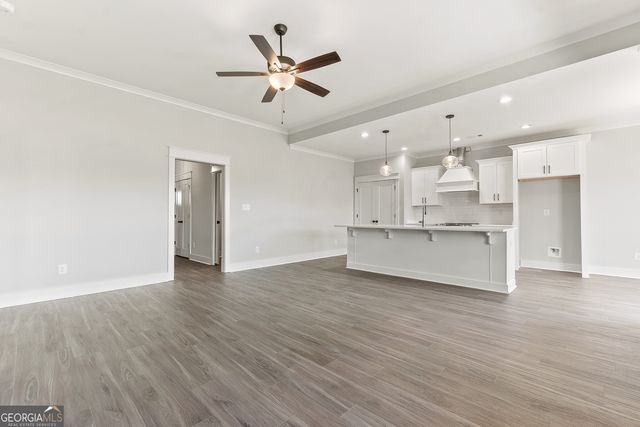 607 Bristleleaf Path, Kathleen, GA 31047