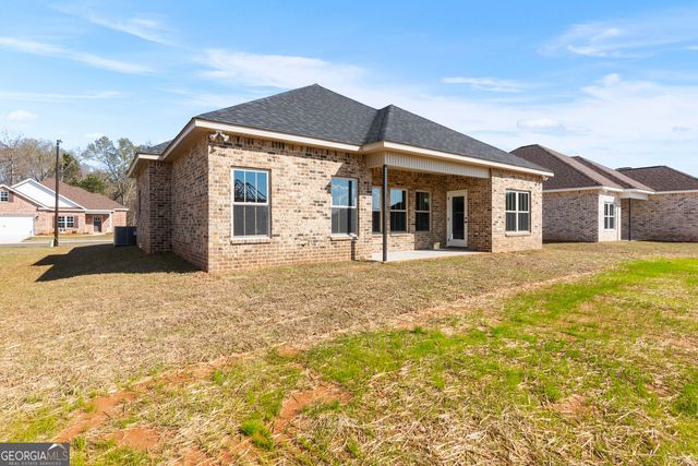 607 Bristleleaf Path, Kathleen, GA 31047