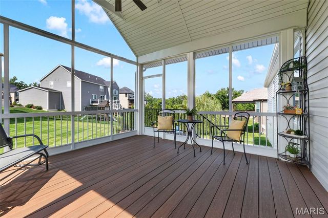 407 Tomahawk Ridge Court, St Charles, MO 63301