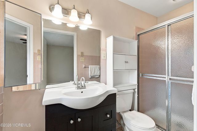 33A Gramercy Lane, Manchester, NJ 08759