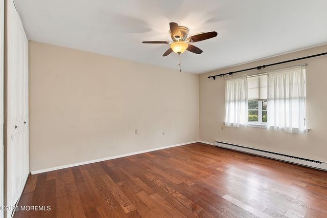33A Gramercy Lane, Manchester, NJ 08759