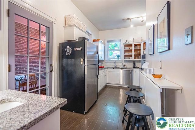 422 North 8th Street, Allentown City, PA 18102