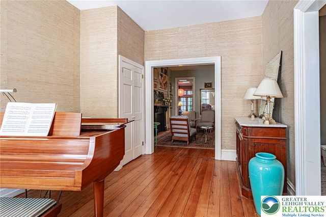 422 North 8th Street, Allentown City, PA 18102