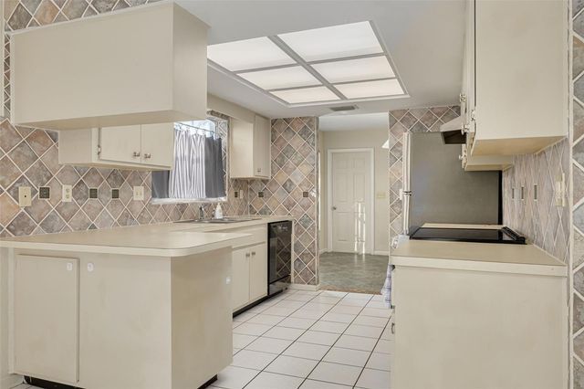 2959 HICKORY COURT, Dunedin, FL 34698