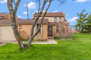 2905 Moon Lake Drive, West Bloomfield Charter Township, MI 48323