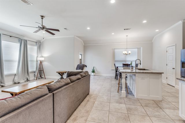 1173 Roping Reins Way, Fort Worth, TX 76052