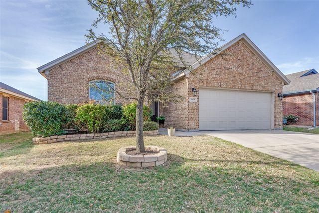 1173 Roping Reins Way, Fort Worth, TX 76052