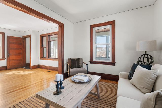 3850 Colfax Avenue N, Minneapolis, MN 55412