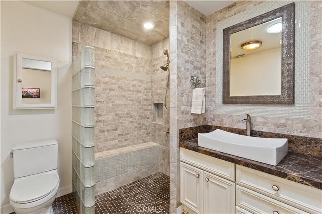 1 Clancy Lane, Rancho Mirage, CA 92270