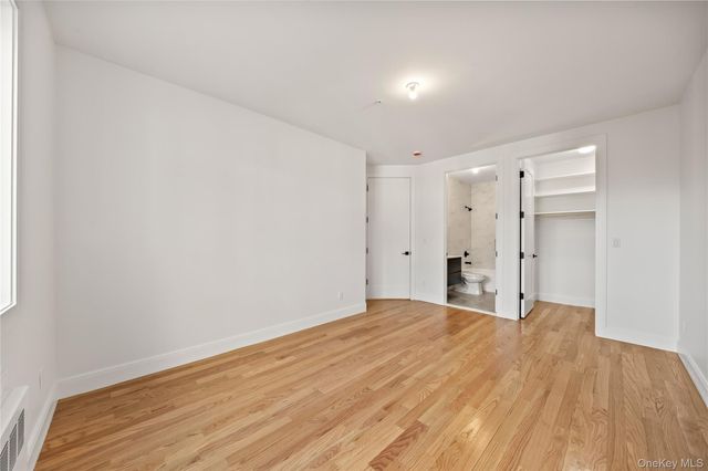 5 Jeffrey Place 112, Monsey, NY 10952