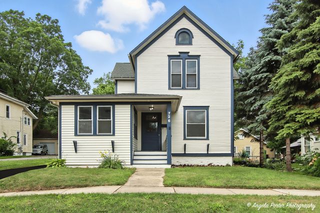 726 North Avenue, Waukegan, IL 60085