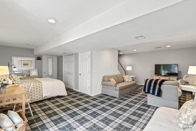 625 Bascom Hill Drive, Baraboo, WI 53913