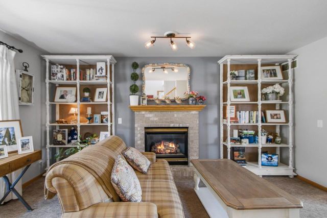 625 Bascom Hill Drive, Baraboo, WI 53913