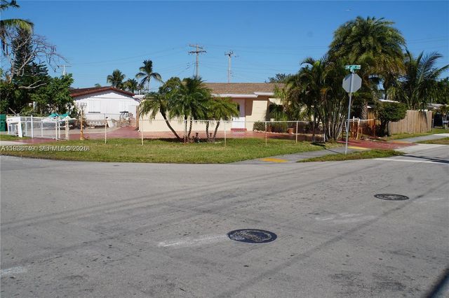 4361 SW 49th Court, Dania Beach, FL 33314