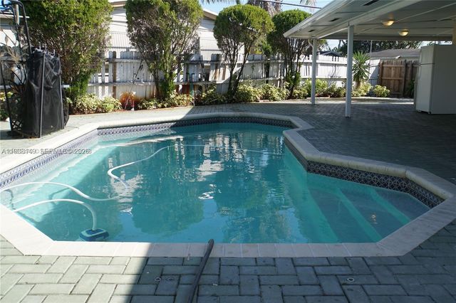 4361 SW 49th Court, Dania Beach, FL 33314