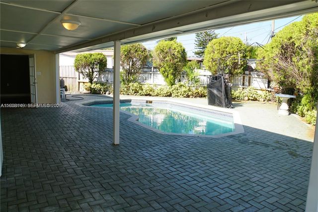 4361 SW 49th Court, Dania Beach, FL 33314