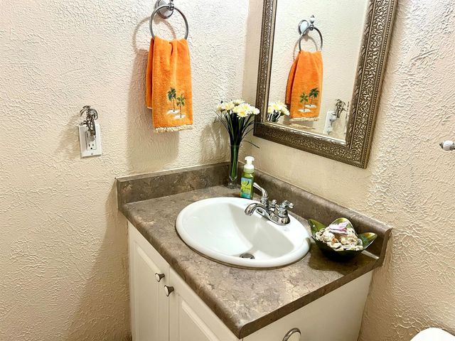 635 Durham W, Deerfield Beach, FL 33442