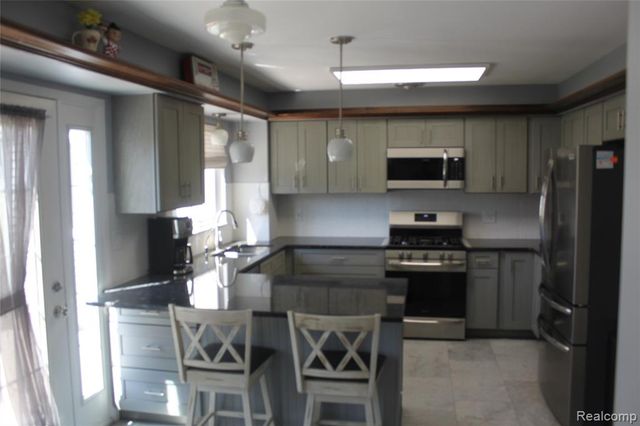 73959 Franklin Lane, Armada, MI 48005
