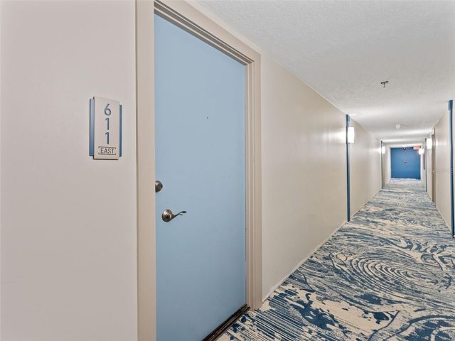 1 KEY CAPRI 611E, Treasure Island, FL 33706