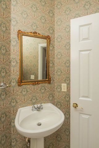 932 Spring Lake Ct, St Augustine, FL 32080