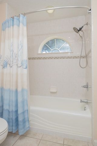 932 Spring Lake Ct, St Augustine, FL 32080