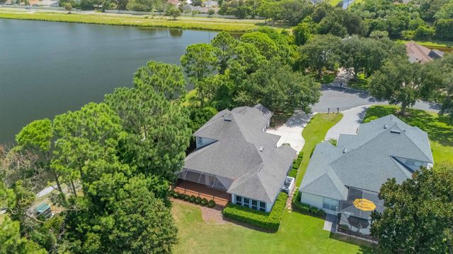 932 Spring Lake Ct, St Augustine, FL 32080