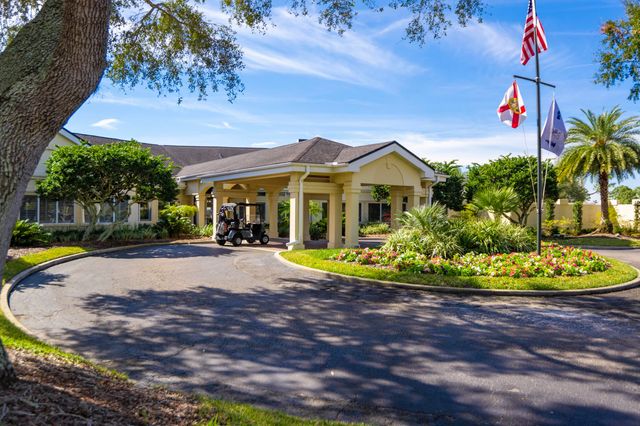 932 Spring Lake Ct, St Augustine, FL 32080