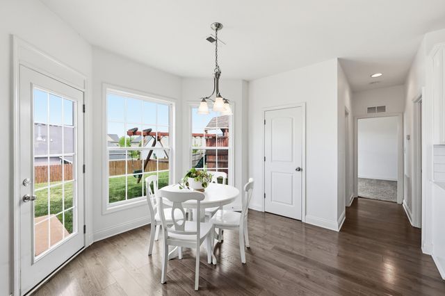 5015 Prairie Rose Way, Versailles, KY 40383