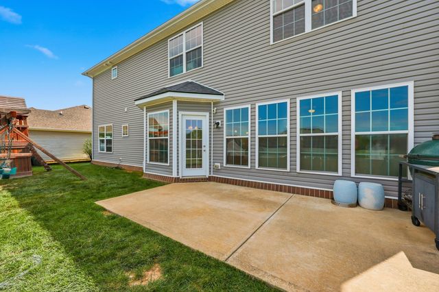 5015 Prairie Rose Way, Versailles, KY 40383