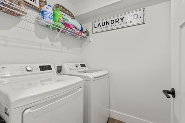 2010 Meadow Glen Court, Chesnee, SC 29323