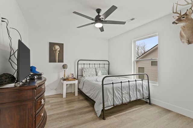 2010 Meadow Glen Court, Chesnee, SC 29323