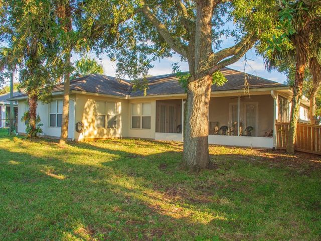 619 Carnival Terrace, Sebastian, FL 32958