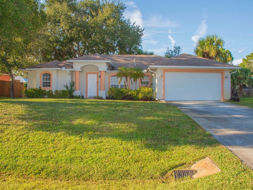 619 Carnival Terrace, Sebastian, FL 32958