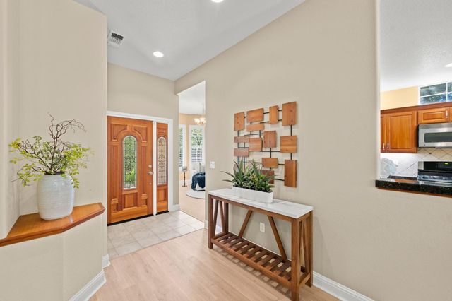 12565 Marcelais Ct, Auburn, CA 95603