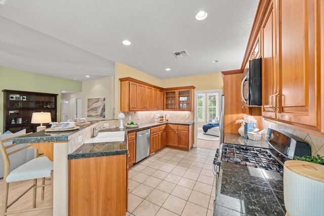 12565 Marcelais Ct, Auburn, CA 95603