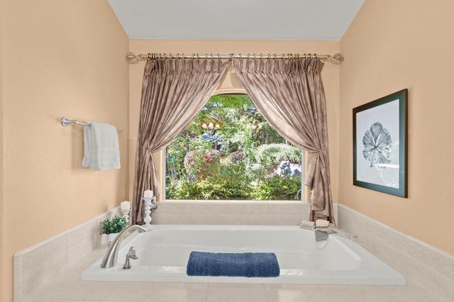 12565 Marcelais Ct, Auburn, CA 95603