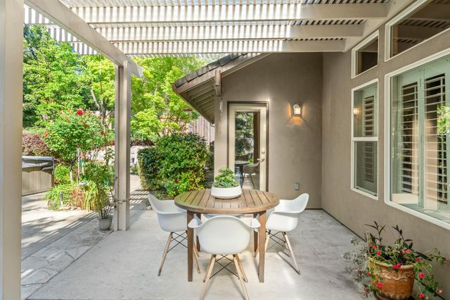 12565 Marcelais Ct, Auburn, CA 95603