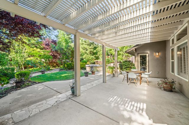 12565 Marcelais Ct, Auburn, CA 95603